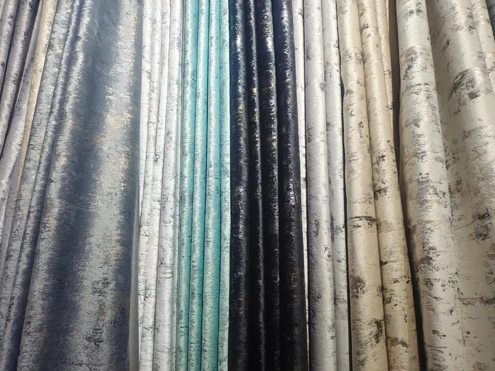 [ ROLLER & WOODEN BLINDS ]